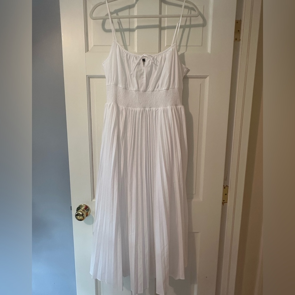White Spaghetti Pleated Dress with Bow Detail